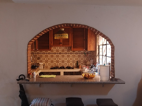 Sr Vende Amplia Y Bonita Casa De 4 Recámaras En Col. Gertrudis Sánchez