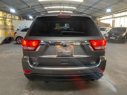 Imagen 16 de 25 de Jeep Gran Cherokee Overland