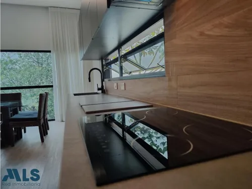 Casa Moderna En Altos De Las Palmas(mls#246252)