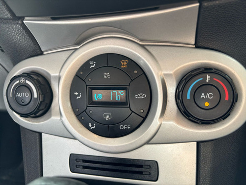 Ford Fiesta New Fiesta SE 1.6 16V PowerShift