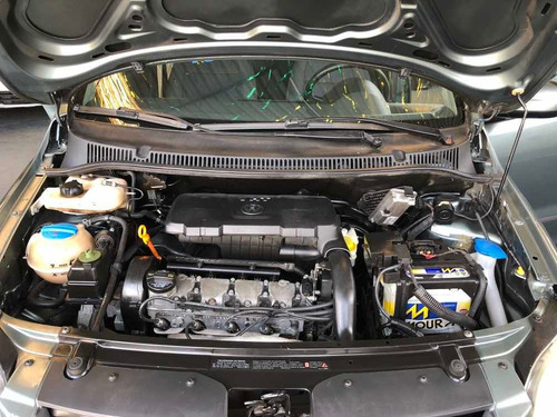 Volkswagen Fox 1.0 Vht Trend Total Flex 5p 1544 Mm 2010