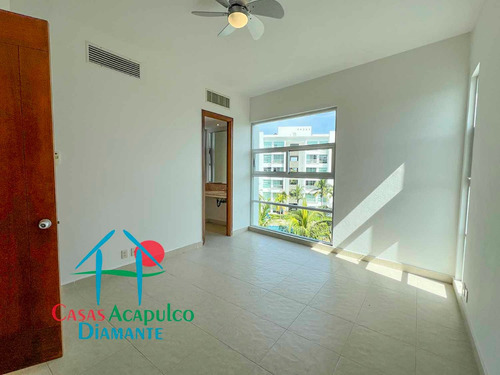 Cad Mayan Lakes Mt2 402. Terraza Con Vista A Las Áreas Comunes.