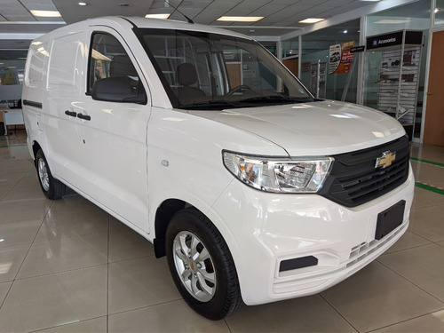 Imagen 5 de 15 de Nueva Chevrolet Tornado Van Ls 2022