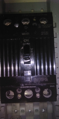 Breaker Tqd 125 Amp. 3 Polos (Usado)