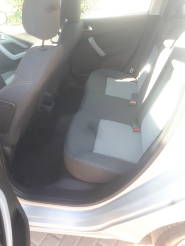 Peugeot 208 1.5 Allure Touchscreen 2016