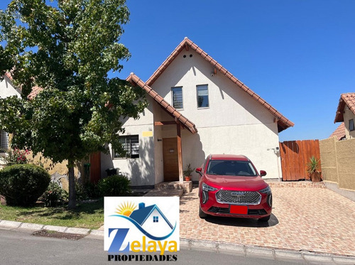 Casa Con 4 Dormitorios, En Condominio Con Control De Acceso
