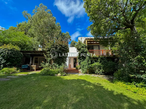 Pinares, Casa En Mansa De 4 Dormitorios