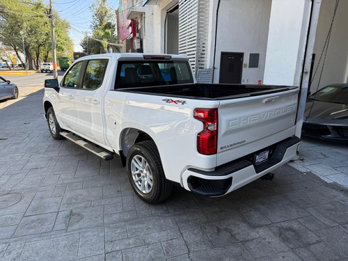 Chevrolet Silverado Silverado 4.3 2500 Doble Cab Ls V6 4x4 At