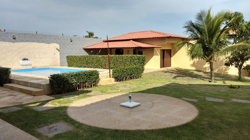Imagem 17 de 21 de Casa Em Itaipuaçu Com 4 Quartos, Piscina E Churrasqueira - 448