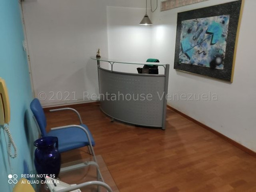 Imagen 1 de 10 de Oficina En Alquiler Santa Eduvigis 22-18352 Renta House Los Samanes