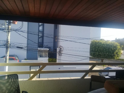 Imagem 13 de 29 de Sobrado De 03 Dormitórios, Suíte, 02 Vagas De Garagem Cobertas, Próximo A Estr. Do Campo Limpo, Ótima Localização. Confira! - So0172