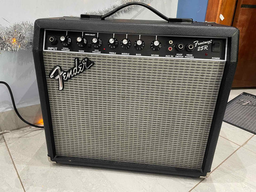 Imagem 2 de 5 de Amplificador Fender Frontman 25r