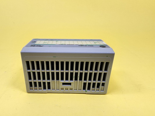 Módulo De Salida Allen-bradley 1794-0b16p 92423671 (Usado)