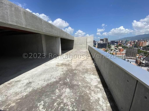 ¡oportunidad De Oro Para Invertir En Este Excelente Local Comercial Adecuado Con Un Rooftop Que Da Una Espectacular Vista De Caracas! - Las Mercedes - Luis Gomez - Mls #24-12245