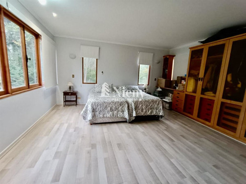 Casa Venta 3 Suites/ 4 B Más Serv./carlos Silva Vildósola