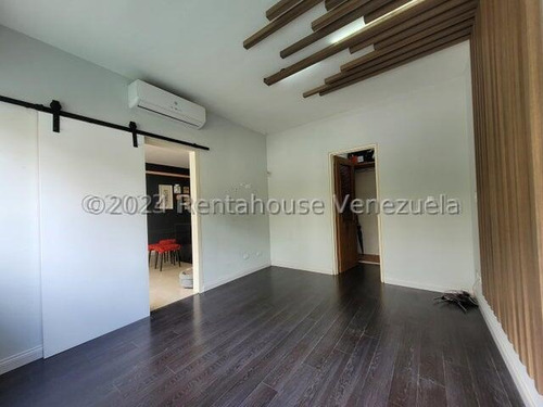 Apartamento En Alquiler En Solar Del Hatillo  #24-24699