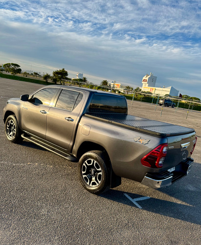 Toyota Hilux Pick-Up 2.8 Cd Srx 177cv 4x4 At