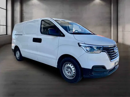 Hyundai Starex 2.4 Cargo Van
