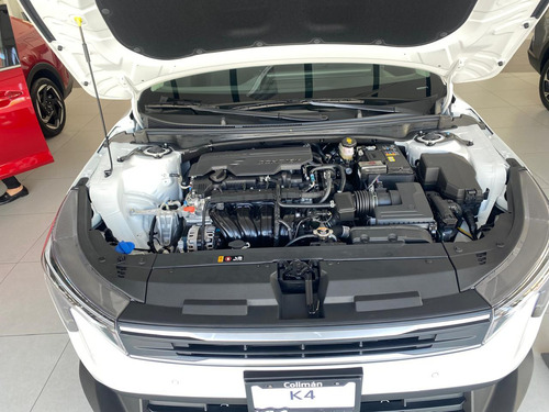 Kia K4 2.0 L Ivt