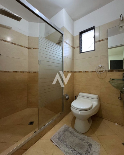 Ref 003 - 831 Grupo Inmobiliaria Vip Te Ofrece Penthouse Duplex En Venta Ubicado En Caraballeda , Estado La Guaira