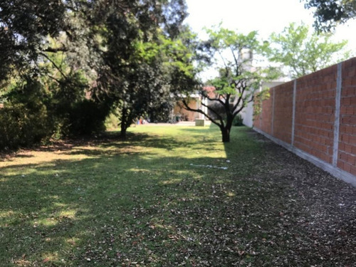 Imagen 6 de 6 de Casa A Reciclar En Imponente Lote