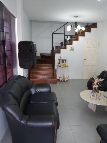Imagen 3 de 14 de Hermosa Casa Ubicada En Urb Llano Alto Carrizal 400m2