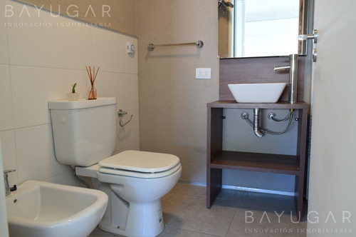 Imagen 12 de 15 de Venta - Departamento Con Cochera En La Nazarena - Bayugar Negocios Inmobiliarios