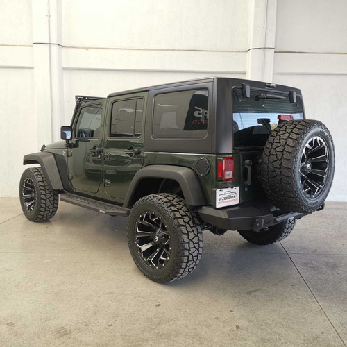 Imagen 5 de 15 de Jeep Wrangler 3.6 Unlimited Sport V6 4x4 At 2015