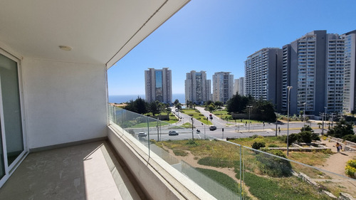 Excelente Ubicacion, Amplio Y Soleado