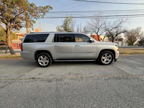 Chevrolet Suburban 5.3 Ltz V8 4wd 2da Cubo At