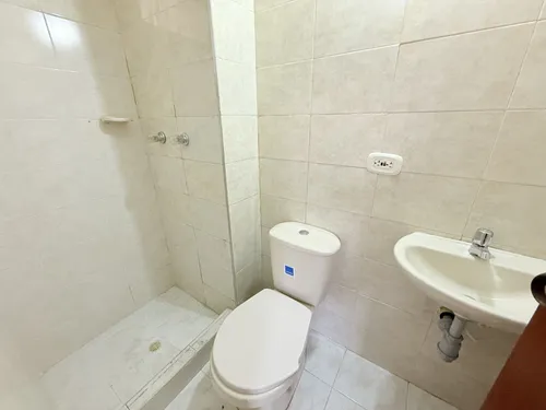 Apartamento En Venta En Alcaparros. Cod V2106