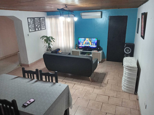 Imagen 10 de 23 de Venta Berisso Casa 3 Dormis, Pque, Patio, Cochera