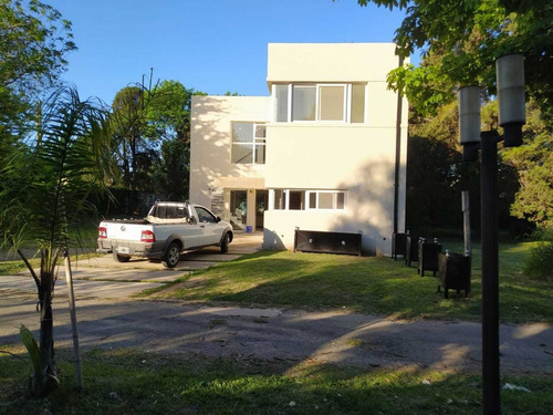 Paso Del Rey Calle Dastugue Y Zapiola, Barrio Semicerrado