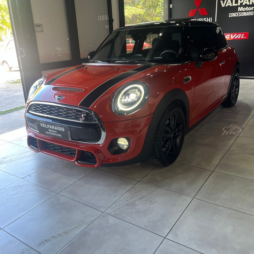 MINI Cooper S 2.0 F55 Look Jcw 192cv