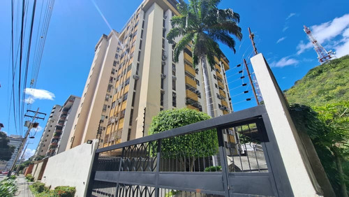 Venta De Apartamento. Urb Calicanto Resd Villa El Parque