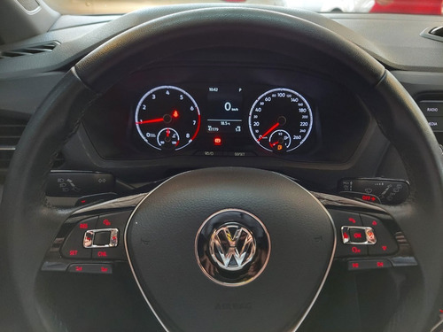 Imagem 13 de 14 de Volkswagen T-cross