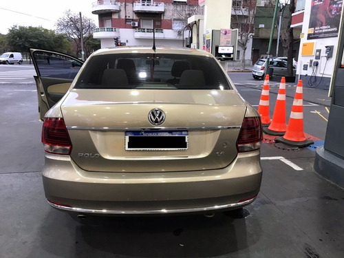 Imagen 2 de 13 de Volkswagen Polo 1.6 16v 2019