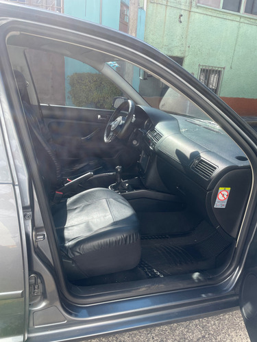 Volkswagen Jetta 2.0 Cl L4 Man Abs At