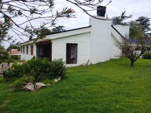 Imponente Lote Esquina De 3800 M2 (95 X 40)- Ideal Para Housing