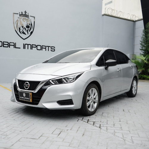 Nissan Versa 1.6 Sense