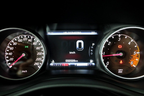 Imagem 10 de 14 de Fiat Toro 2.0 Volcano 4x4 Turbo Diesel Automático 9m - 201