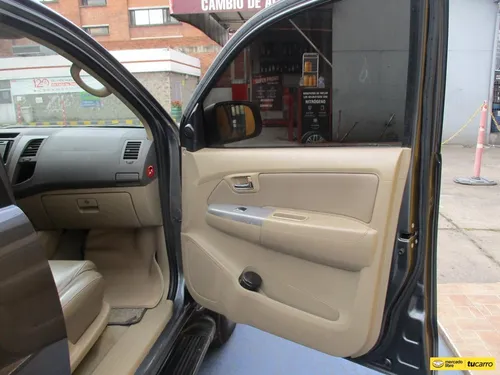 Toyota Fortuner Sr5 4x4 2700cc At Aa