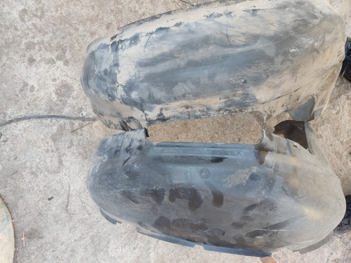Tolvas Guardafango Jetta A2 Mk2 Golf A2 Mk2 (Usado)