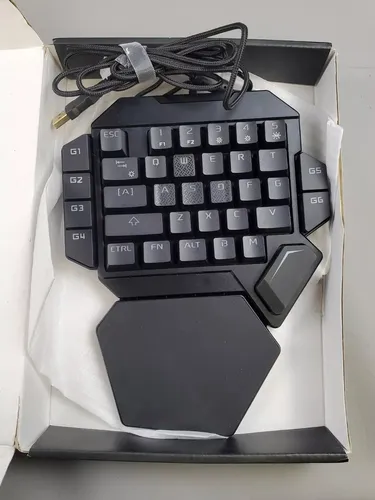 Teclado Gamer K50 Ergonómico, Para Juegos 35 Teclas Mecanico
