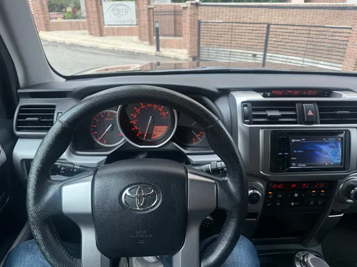 Toyota 4Runner 4.0 Sr5 Automática