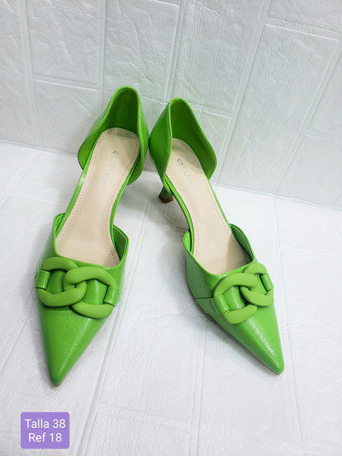 Stilletos Tacon Bajo Color Verde