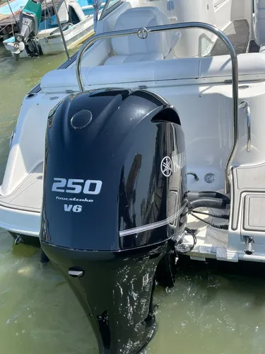 Lancha Robalo 227 Lv2727
