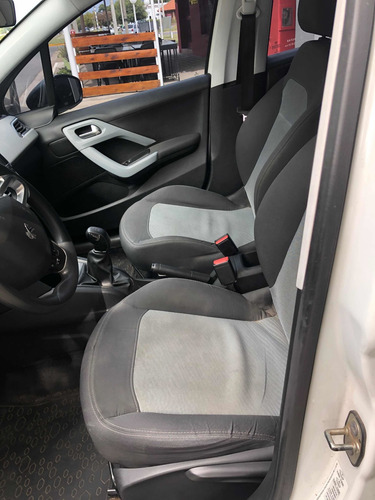 Peugeot 208 1.5 Allure Touchscreen 2015