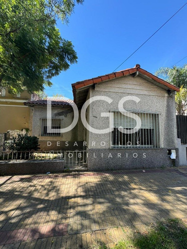 Casa En Venta En Banfield