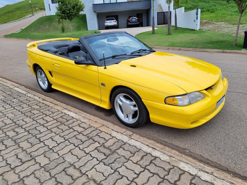 Mustang V8 Conversível
